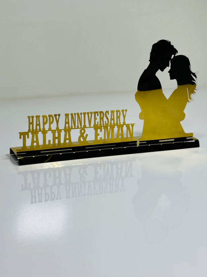 Couple Stand with Gift Box