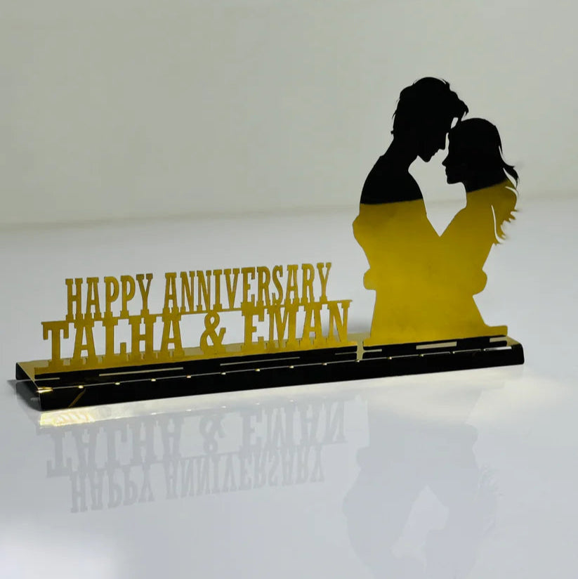 Couple Stand with Gift Box